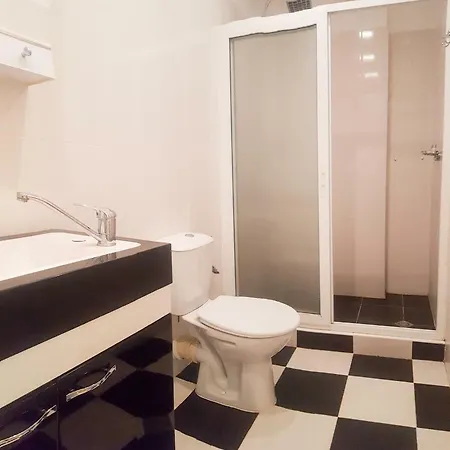 Cathlyn Apartment